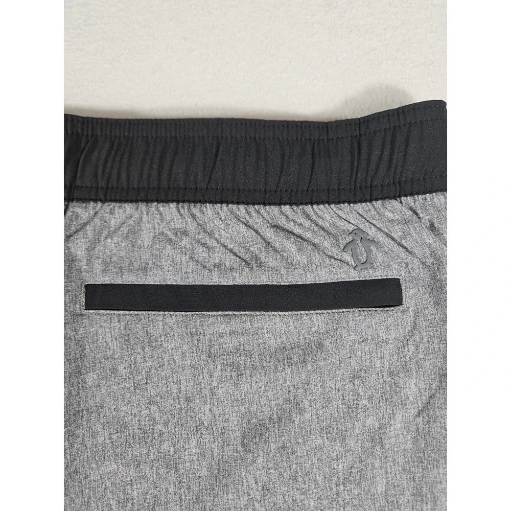 Original Penguin Sport Mens XXL Gray Black Stretch Moisture Wicking Shorts